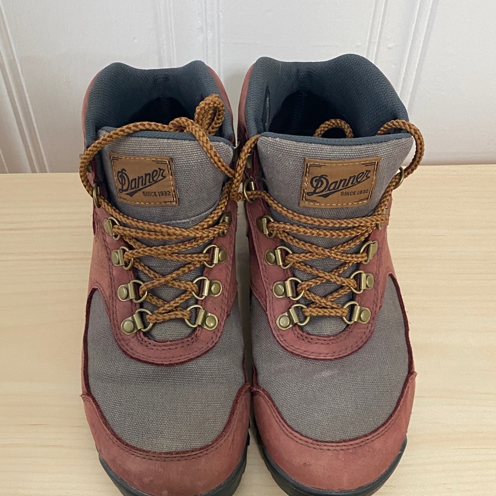 Danner Women’s Red and Tan Hiking Boots - Picture 6 of 10